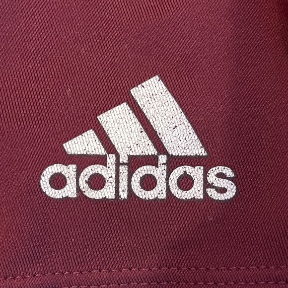 Adidas Womens XL Techfit 4" Volleyball Athletic Shorts Burgundy - Picture 4 of 8